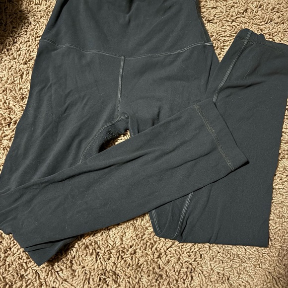 Lemon gray align leggings - Picture 2 of 2